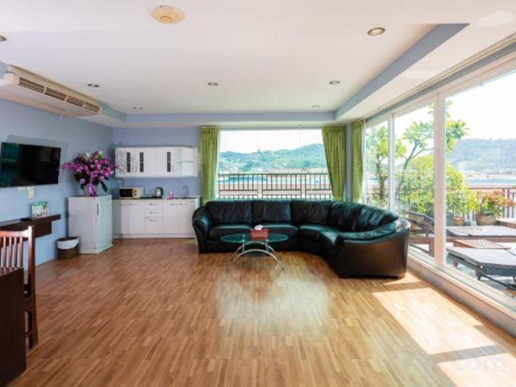 Azure Bangla Phuket Hotel Patong Kültér fotó