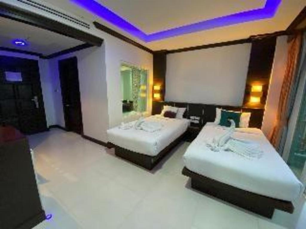 Azure Bangla Phuket Hotel Patong Kültér fotó