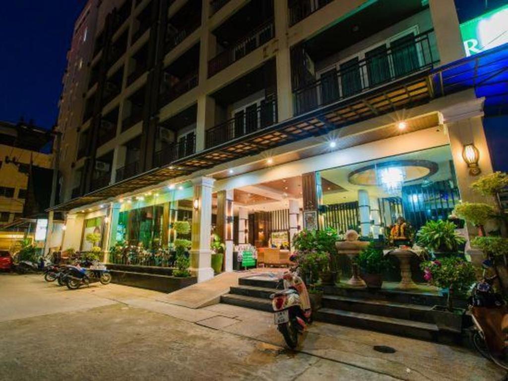 Azure Bangla Phuket Hotel Patong Kültér fotó